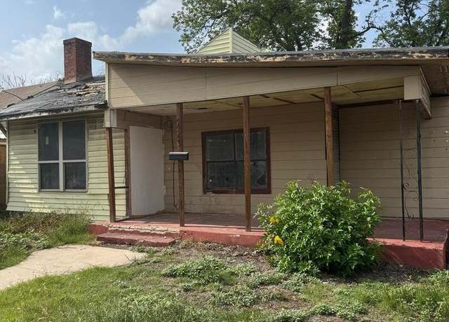 Property at 2243 E Houston, San Antonio, TX 78202, 3 beds, 2 baths