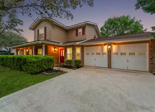 Property at 814 Coach Rd, San Antonio, TX 78216, 4 beds, 3 baths