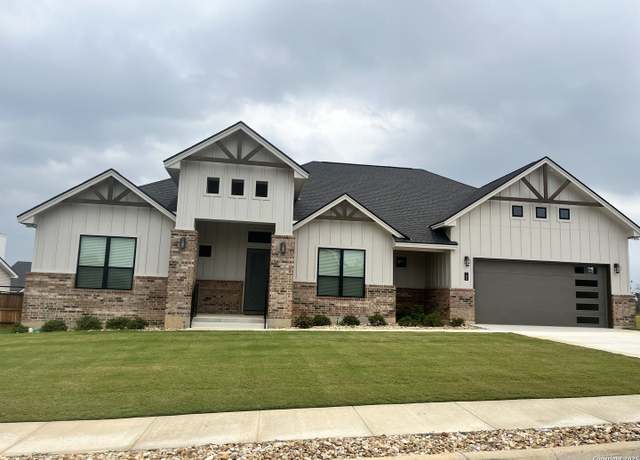 Property at 105 Ash Pkwy, La Vernia, TX 78121-4364, 4 beds, 2.5 baths