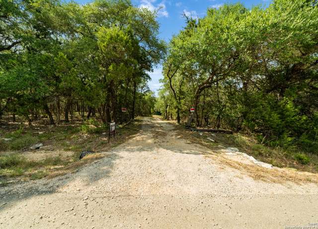 Property at 1775 Lost Trl, New Braunfels, TX 78132-2558