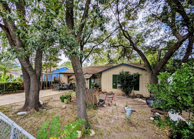 Property at 327 San Angelo, San Antonio, TX 78212, 2 beds, 1 bath