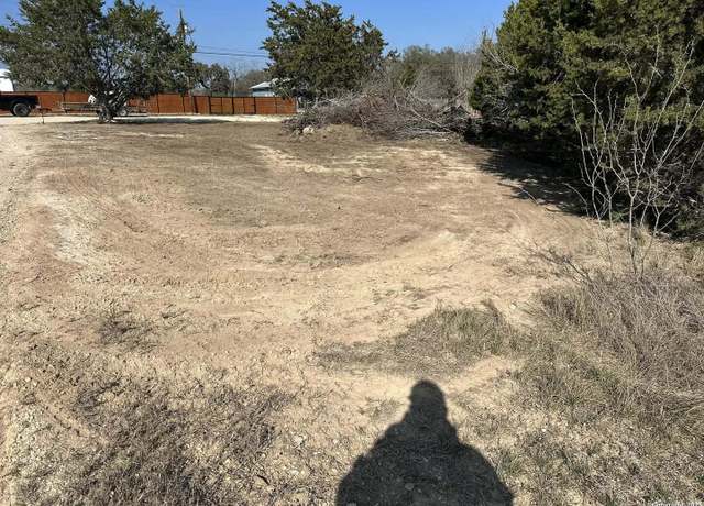 Property at 174 Bandera, Bandera, TX 78003