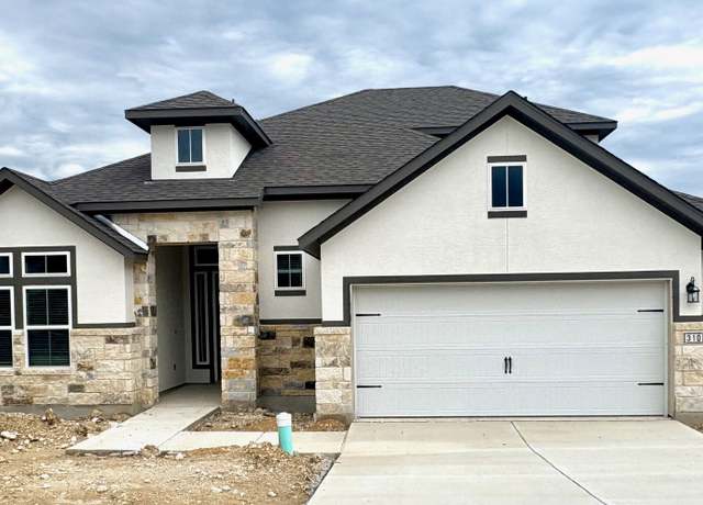 Property at 310 Vamanos, Boerne, TX 78006, 4 beds, 3.5 baths