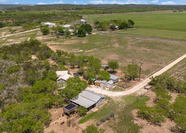 Property at 906 County Road 2615, Rio Medina, TX 78066, 1 bed, 1 bath