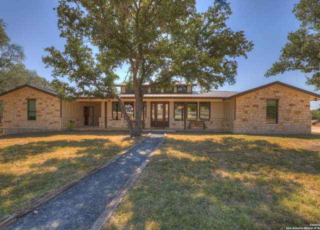Property at 1802 Mountain Vly, Concan, TX 78838, 5 beds, 5.5 baths