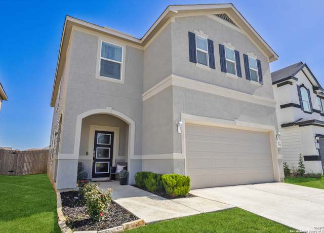 Property at 3275 Old Almonte Dr, San Antonio, TX 78224, 3 beds, 2.5 baths