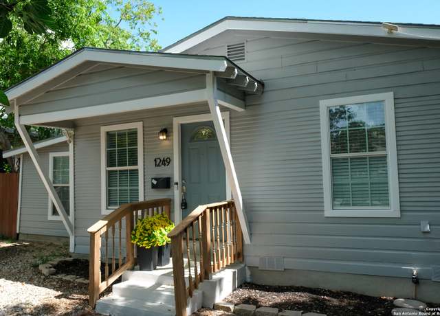 Property at 1249 W Hermosa Dr, San Antonio, TX 78201-3637, 3 beds, 2 baths
