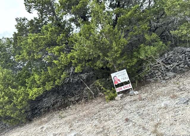 Property at 1031 Eastview, Canyon Lake, TX 78133