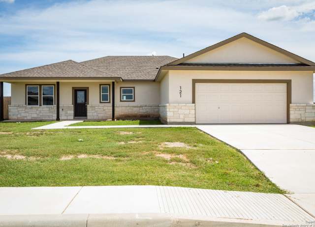 Property at 121 Growers Ave, Poteet, TX 78065-4861, 4 beds, 3 baths