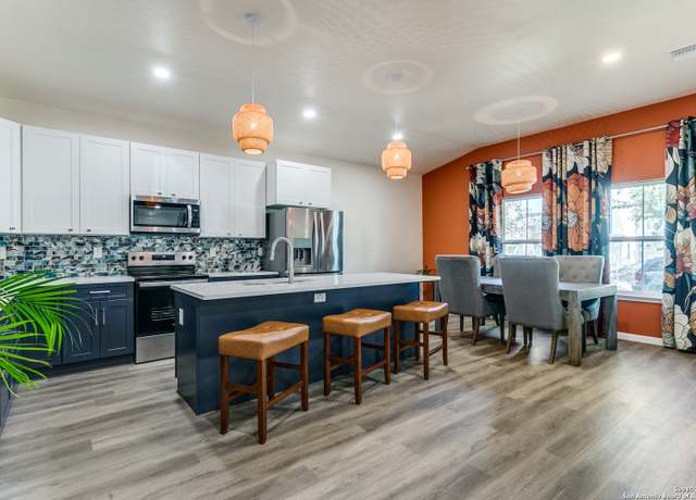 Property at 628 Essex St, San Antonio, TX 78210-2114, 3 beds, 2 baths