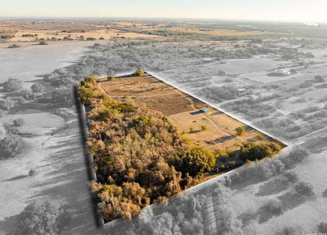Property at 1666 County Road 106, Floresville, TX 78114