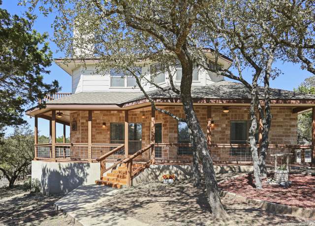 Property at 104 Ridge Vw, Lakehills, TX 78063, 3 beds, 3 baths