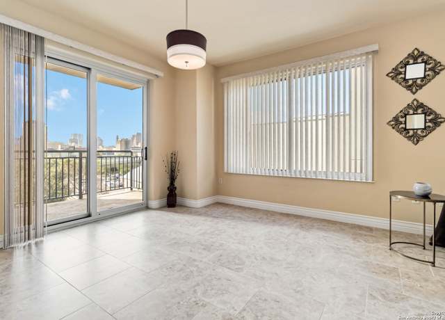 Property at 215 N Center St #403, San Antonio, TX 78202-2758, 2 beds, 2.5 baths