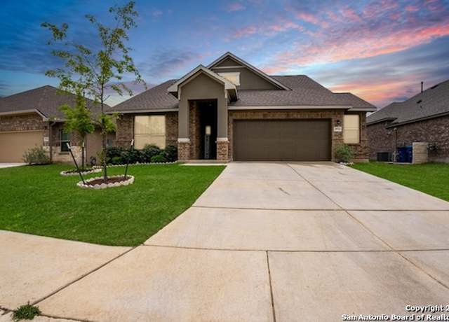 Property at 29722 Elkhorn Rdg, Boerne, TX 78015-5186, 4 beds, 3 baths