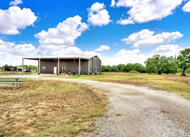 Property at 757 Joy, Floresville, TX 78114, 3 beds, 2.5 baths