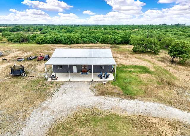 Property at 757 Joy, Floresville, TX 78114, 3 beds, 2.5 baths
