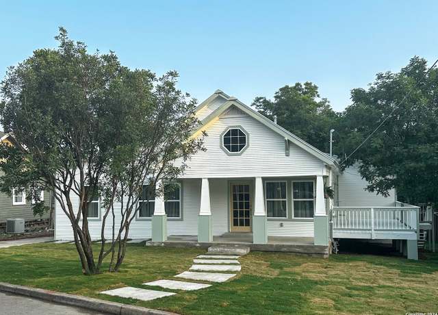 Property at 324 Albany St, TX 78209-4626, 4 beds, 3 baths