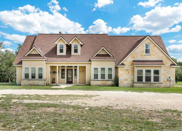 Property at 201 Oak Rdg, Boerne, TX 78006, 4 beds, 3 baths