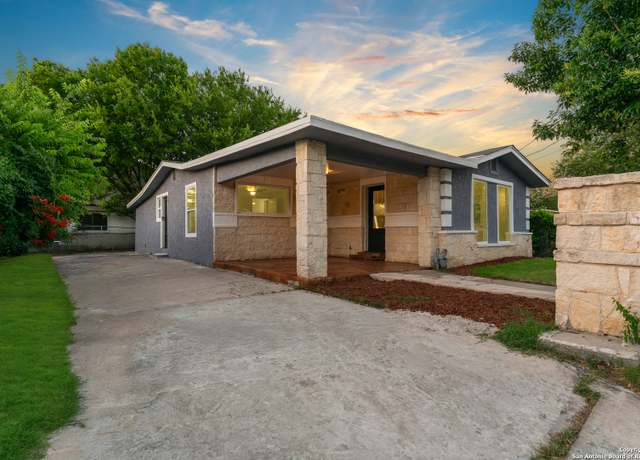 Property at 1917 San Carlos, San Antonio, TX 78207, 4 beds, 2 baths