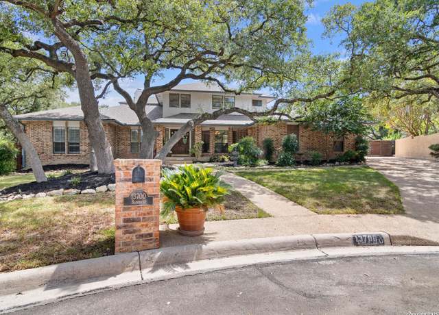 Property at 13700 Bluffmont, San Antonio, TX 78216, 4 beds, 4.5 baths