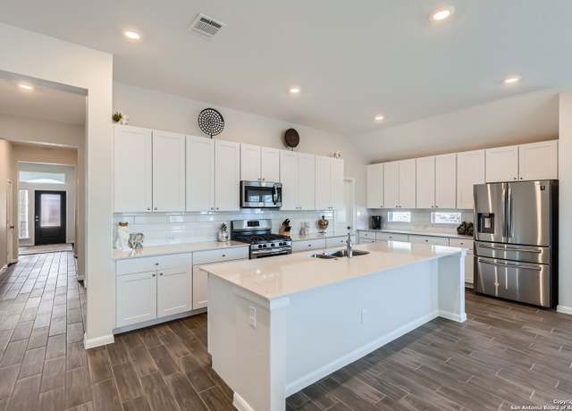 Property at 6056 Draw Loop, Bulverde, TX 78163, 4 beds, 3 baths
