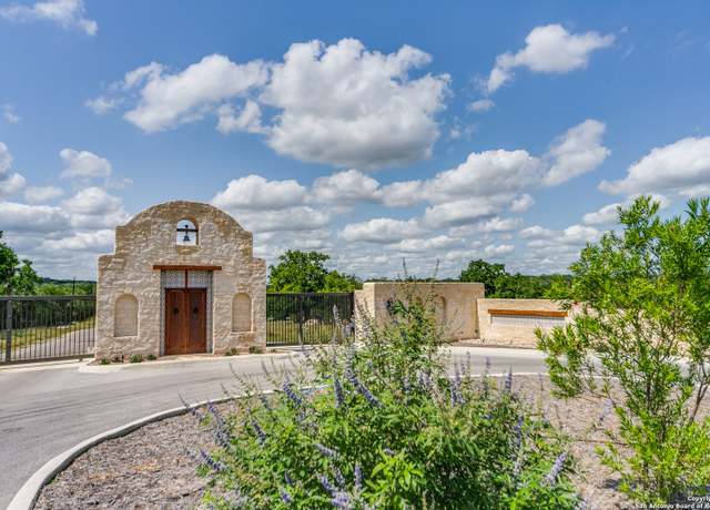 Property at 32624 Tierra Robles Dr, Bulverde, TX 78163