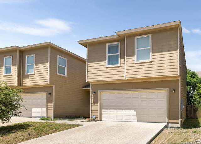Property at 17 Oak, San Antonio, TX 78216, 3 beds, 2.5 baths