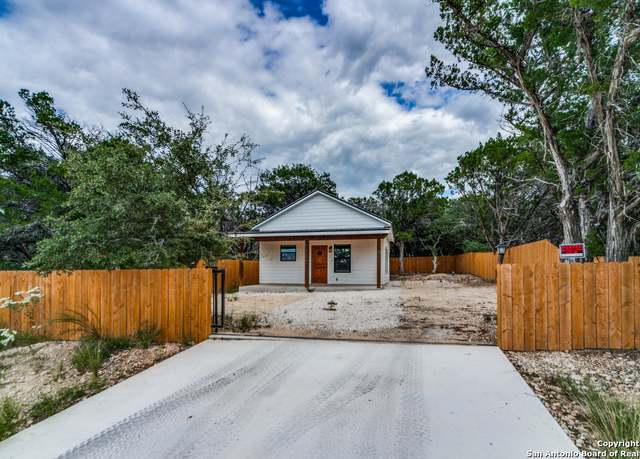 Property at 6401 Whartons Dock, Bandera, TX 78003, 1 bed, 1 bath