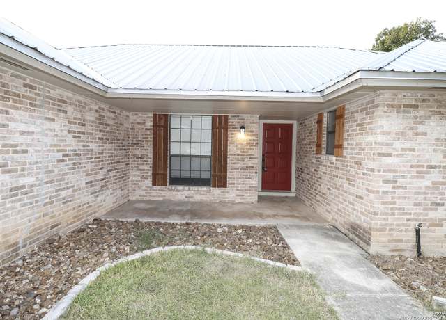 Property at 7227 Trace Buckle, San Antonio, TX 78240, 3 beds, 2 baths