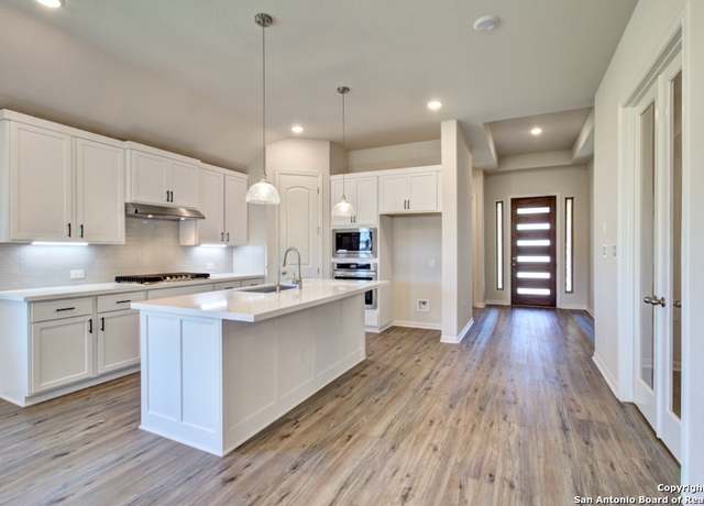 Property at 1739 Heritage Maples, New Braunfels, TX 78132, 4 beds, 3 baths