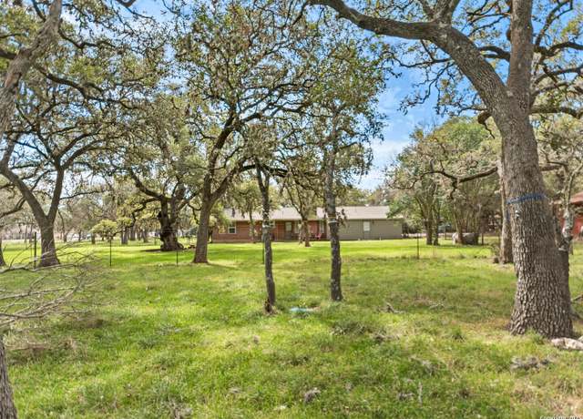 Property at 658 Rosewood, Boerne, TX 78006, 4 beds, 2 baths