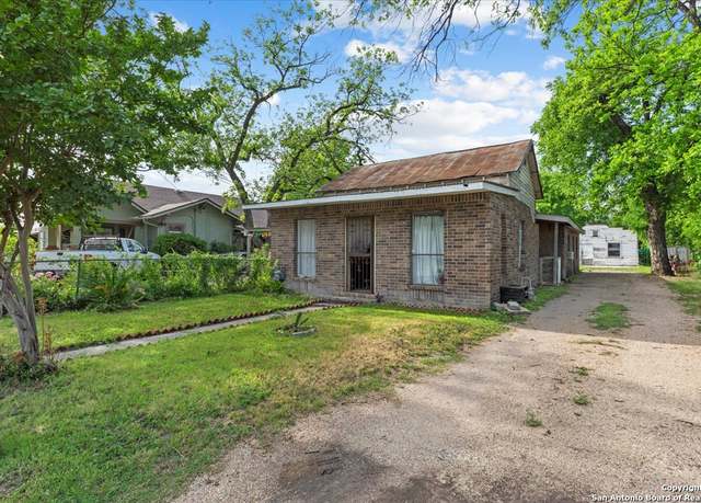 Property at 121 Jacobs St, San Antonio, TX 78210-1617, 3 beds, 1 bath