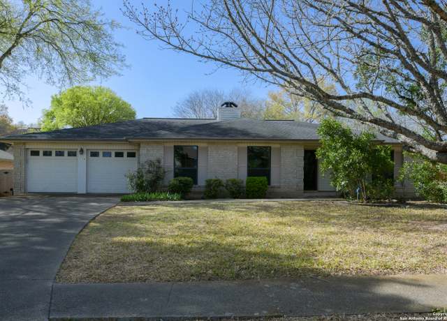 Property at 114 Wolf Pr, Universal City, TX 78148, 3 beds, 2 baths