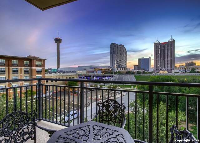 Property at 215 Center St #307, San Antonio, TX 78202-2717, 2 beds, 2 baths