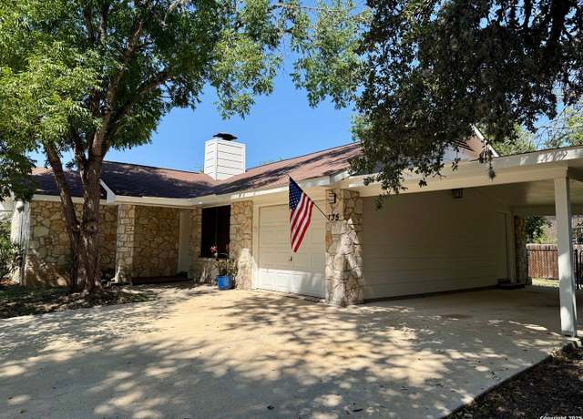 Property at 135 Bluebonnet, Boerne, TX 78006, 2 beds, 2 baths