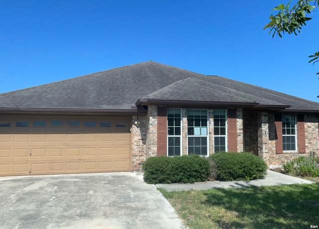 Property at 152 Castle Breeze Dr, Seguin, TX 78155, 4 beds, 2 baths