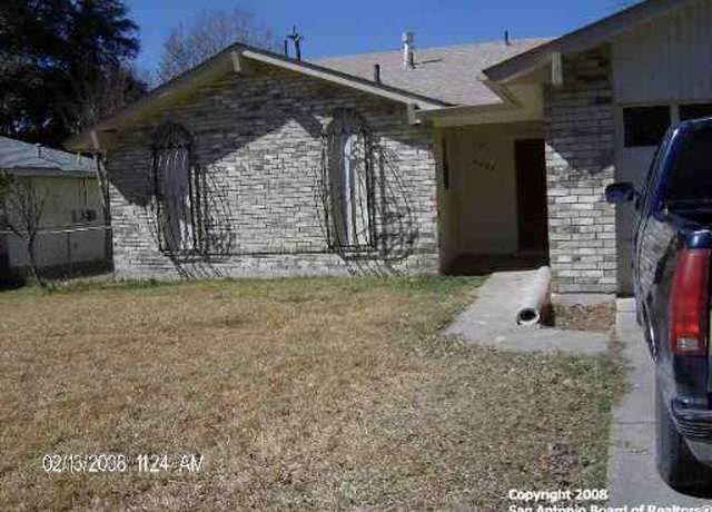 Property at 4423 Hickory Hill Dr, Kirby, TX 78219, 4 beds, 2 baths