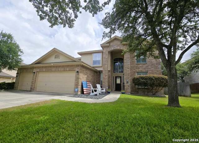 Property at 853 San Fernando, New Braunfels, TX 78132, 5 beds, 3.5 baths