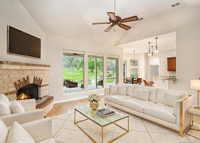 Property at 24719 Creek Loop, San Antonio, TX 78266, 4 beds, 3 baths