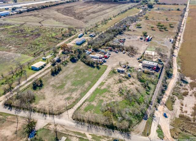 Property at 7723 Trainer Hale Rd, Schertz, TX 78154