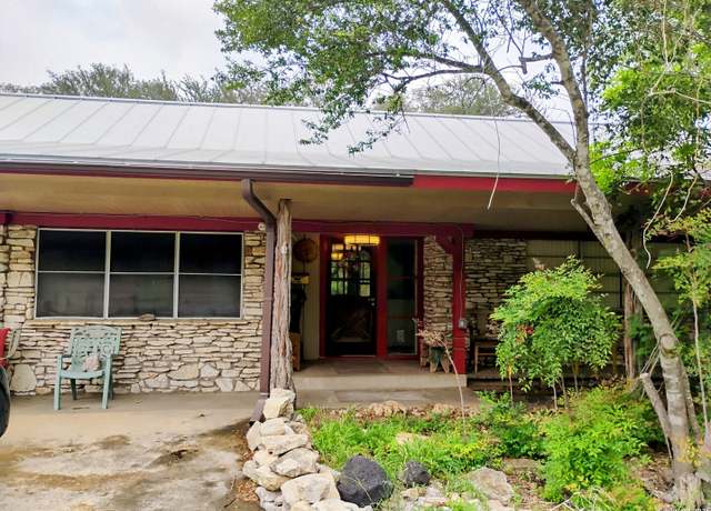 Property at 9230 E Valley View Ln, San Antonio, TX 78217, 3 beds, 2.5 baths
