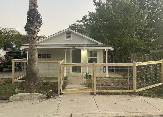 Property at 204 Division, San Antonio, TX 78214, 5 beds, 4 baths