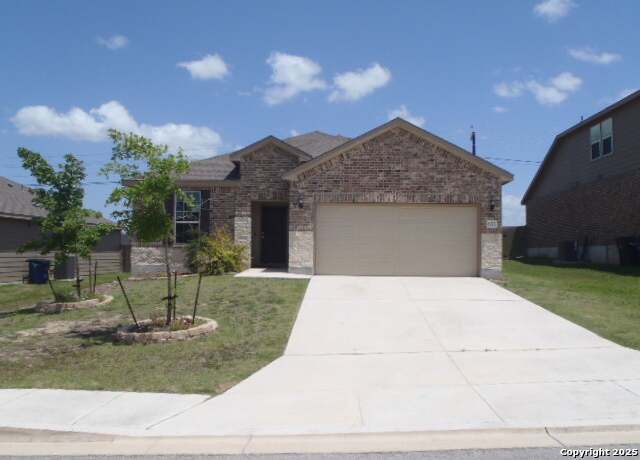Property at 653 Ridge Maze, New Braunfels, TX 78130, 4 beds, 3 baths