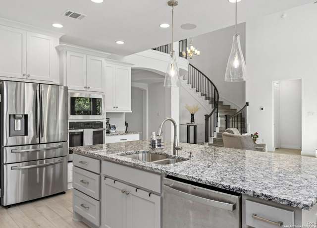 Property at 25802 Madison Rnch, San Antonio, TX 78255, 4 beds, 3.5 baths