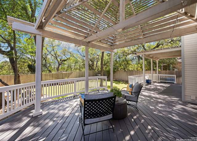 Property at 4030 Legend Crk, San Antonio, TX 78230, 3 beds, 2.5 baths