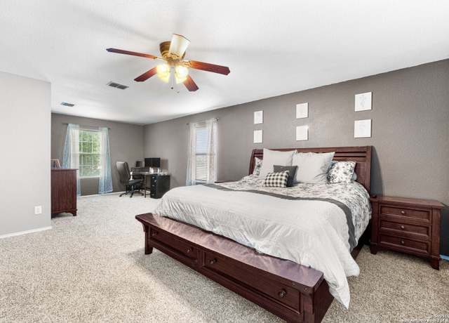 Property at 133 Creek Run, Cibolo, TX 78108, 3 beds, 2.5 baths