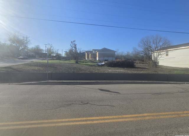 Property at 719 Amanda St, San Antonio, TX 78220