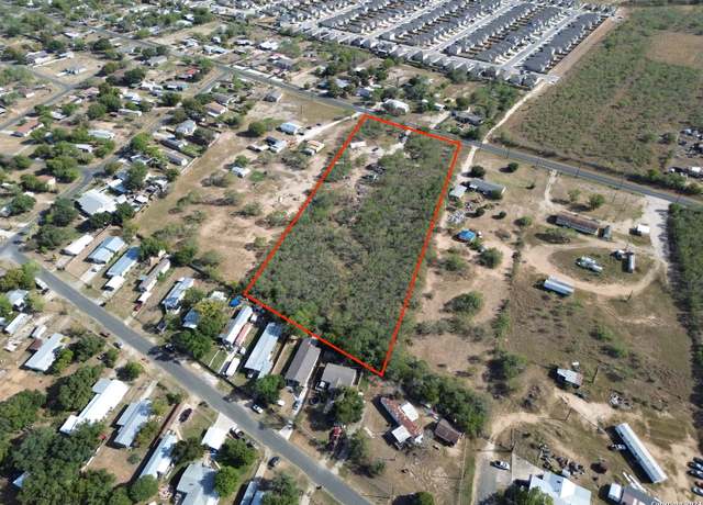 Property at 7465 Richter Rd, Elmendorf, TX 78112-9744