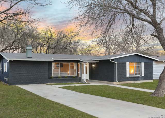 Property at 222 Winn, Universal City, TX 78148, 3 beds, 2 baths