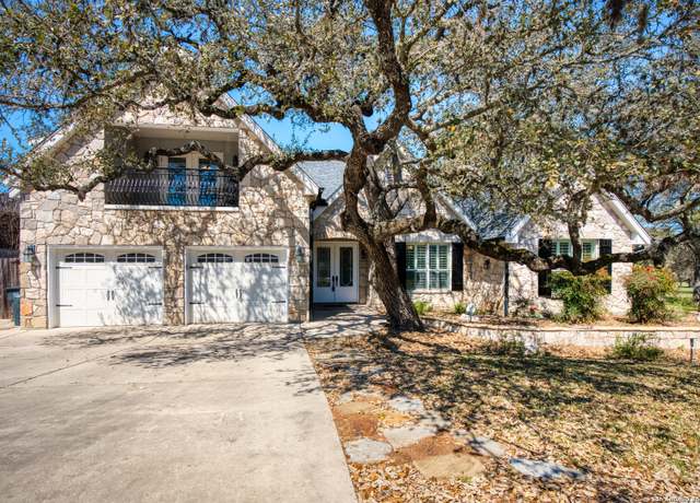 Property at 521 Oak Tree, New Braunfels, TX 78130, 4 beds, 3 baths